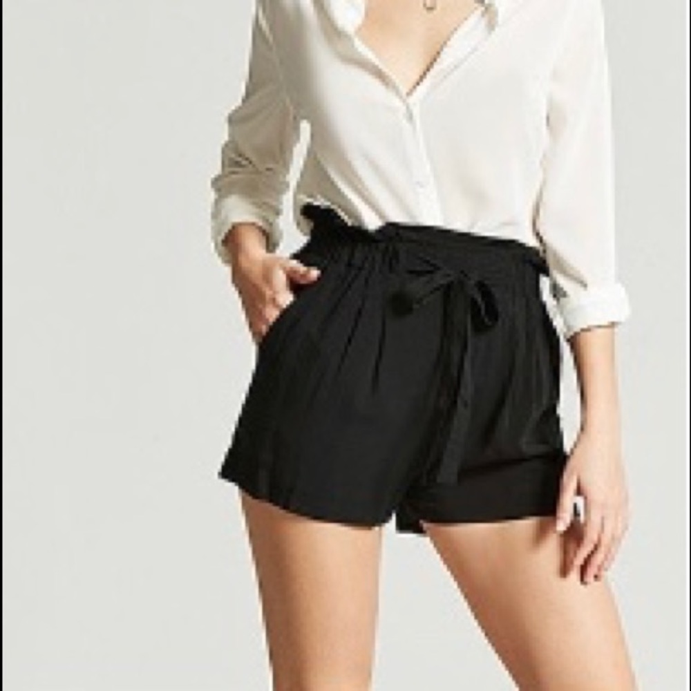Paper bag waist shorts